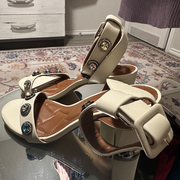 Kurt Geiger Cream Sandals with Multicolor Gem Accents - Picture 3 of 5